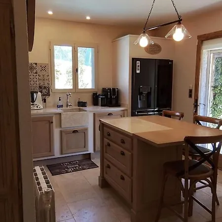 Maison Provencale Avec Piscine *
